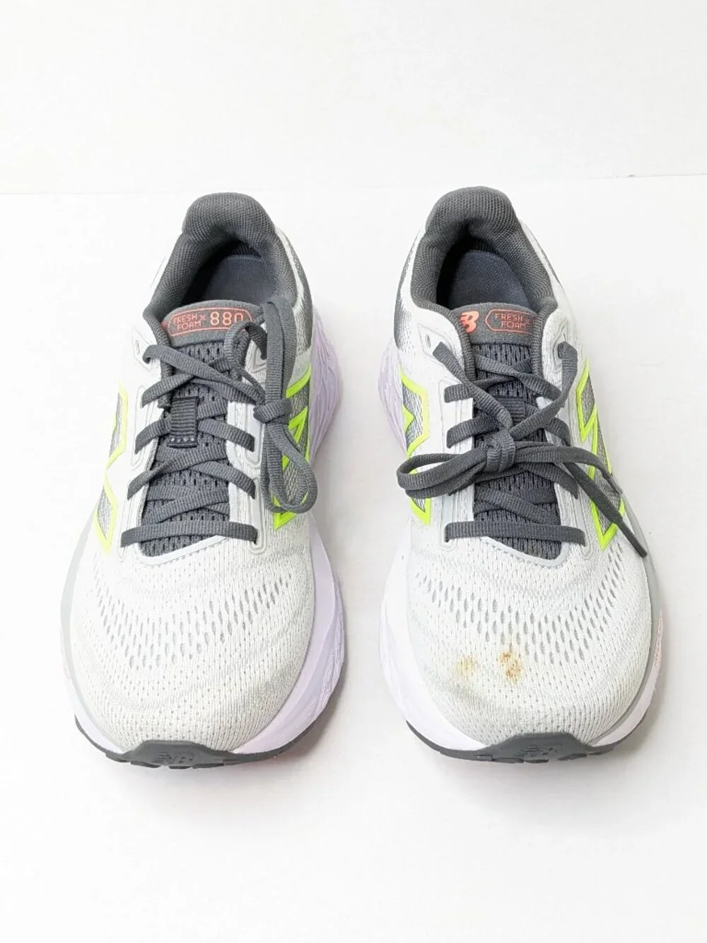 New Balance Fresh Foam X 880v14 Running Shoes Grey Women's 7 Wide